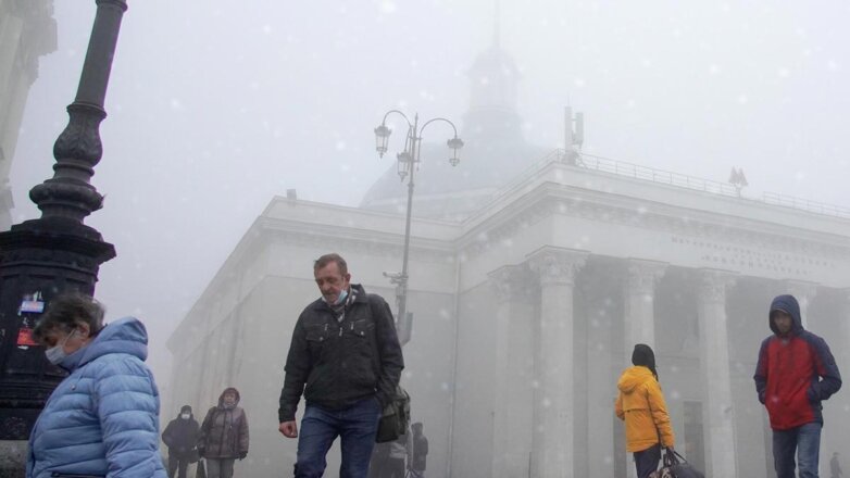 Снег и метель ждут москвичей 18 декабря