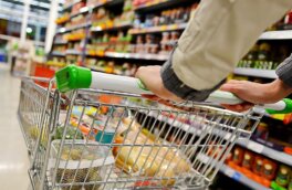 Депутат предложил обязать продуктовые магазины ставить полки для фудшеринга