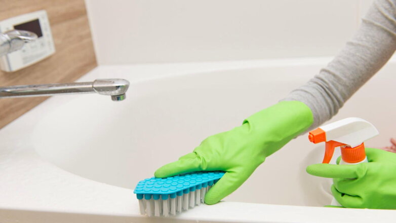 Как новая: четыре способа эффективно очистить ванну от желтого налета