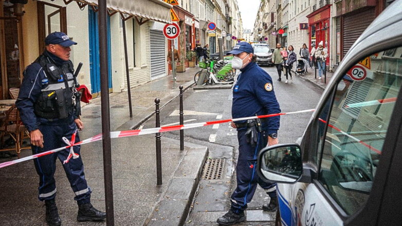 BFM: мужчину, убившего трех человек в Париже, перевели в психиатрическую лечебницу