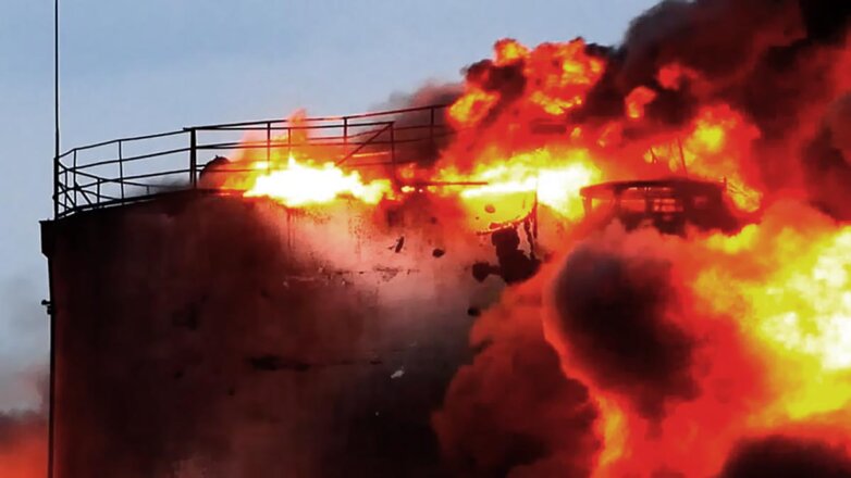В Харьковской области уничтожена нефтебаза, снабжавшая топливом войска Украины