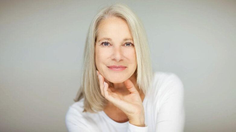 Прячет морщины и подтягивает лицо: лучшая антивозрастная стрижка для женщин за 50