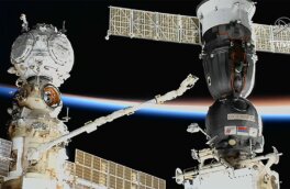 Роскосмос продлит миссию экипажа поврежденного "Союза МС-22" на несколько месяцев