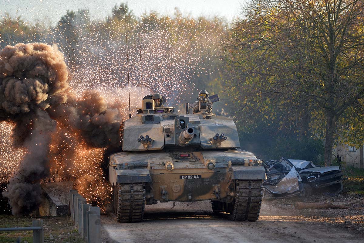 Танк "Челленджер-2" – основной боевой танк британской армии.