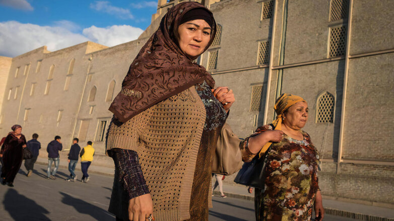 Узбекистан, Бухара, женщина