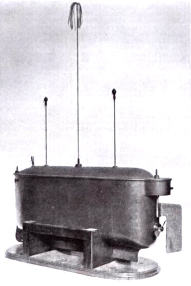 Радиоуправляемая модель беспилотника Николы Теслы, 1898 г.