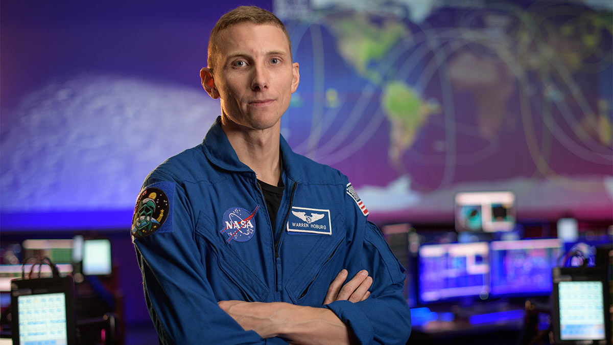 Американский инженер и астронавт НАСА Уоррен Вудроу «Вуди» Хобург
