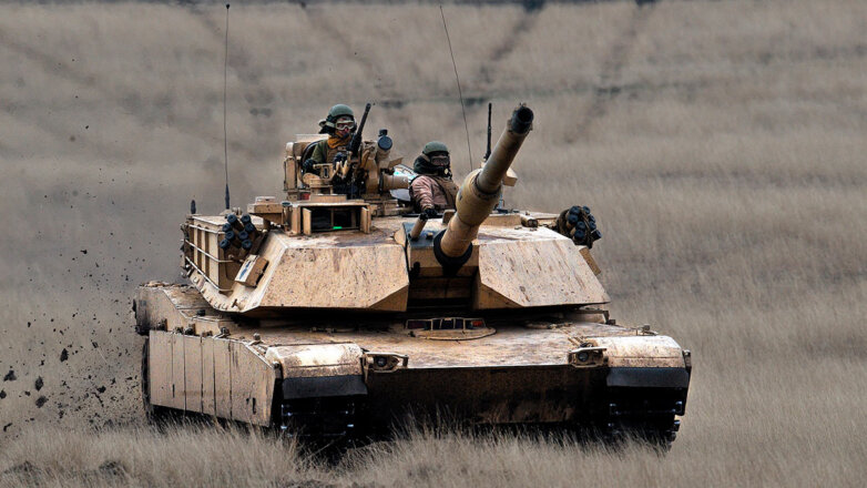 СМИ: танки Abrams могут стать серьезной проблемой для Украины из-за требований к топливу
