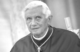 Помощник умершего папы Бенедикта XVI рассказал о его последних словах