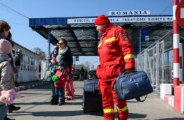 Страны Евросоюза обязаны обеспечивать украинских беженцев, заявили в ЕК