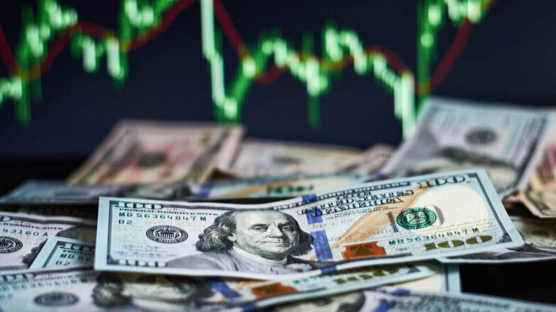 Минэкономразвития прогнозирует средний курс доллара в 2023 году на уровне 70 рублей