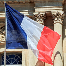 Во Франции допустили роспуск Нацсобрания через год