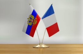 Посол РФ: отношения между Россией и Францией на общеполитическом уровне заморожены