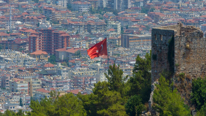 Россияне купили в Турции больше 10 тыс. квартир за год