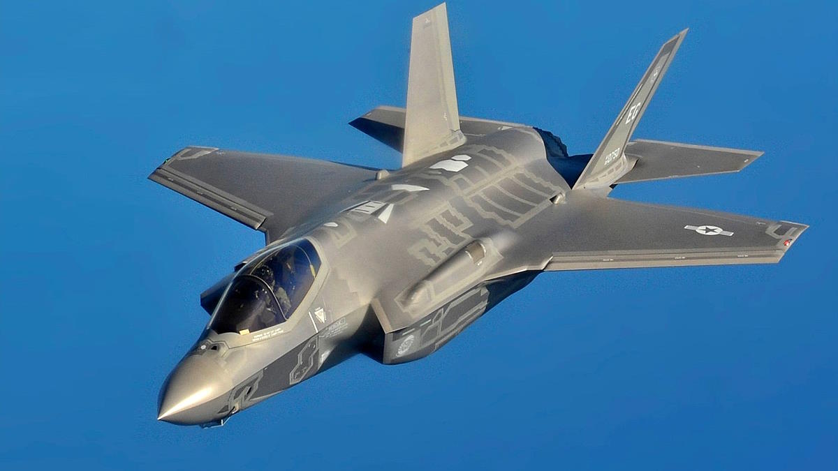 Кабмин Чехии одобрил закупку в США истребителей F-35