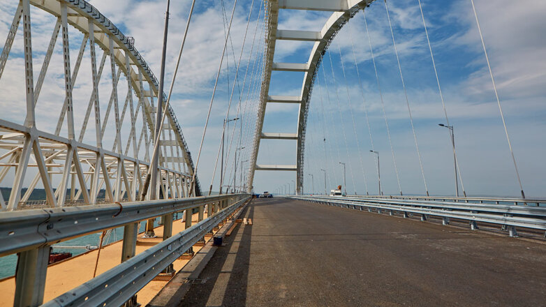 Крымский мост закроют для автотранспорта 26 января