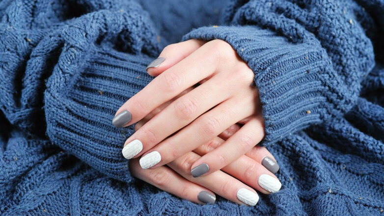 Как ухаживать за ногтями и руками зимой: 5 простых советов