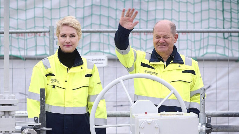 В Германии открыли второй плавучий СПГ-терминал