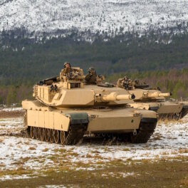 Генштаб ВС Польши: США завершили поставку 116 танков Abrams M1A1 в страну
