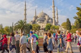 В АТОР рассказали, сколько стоят туры "все включено" в Турцию на майские праздники