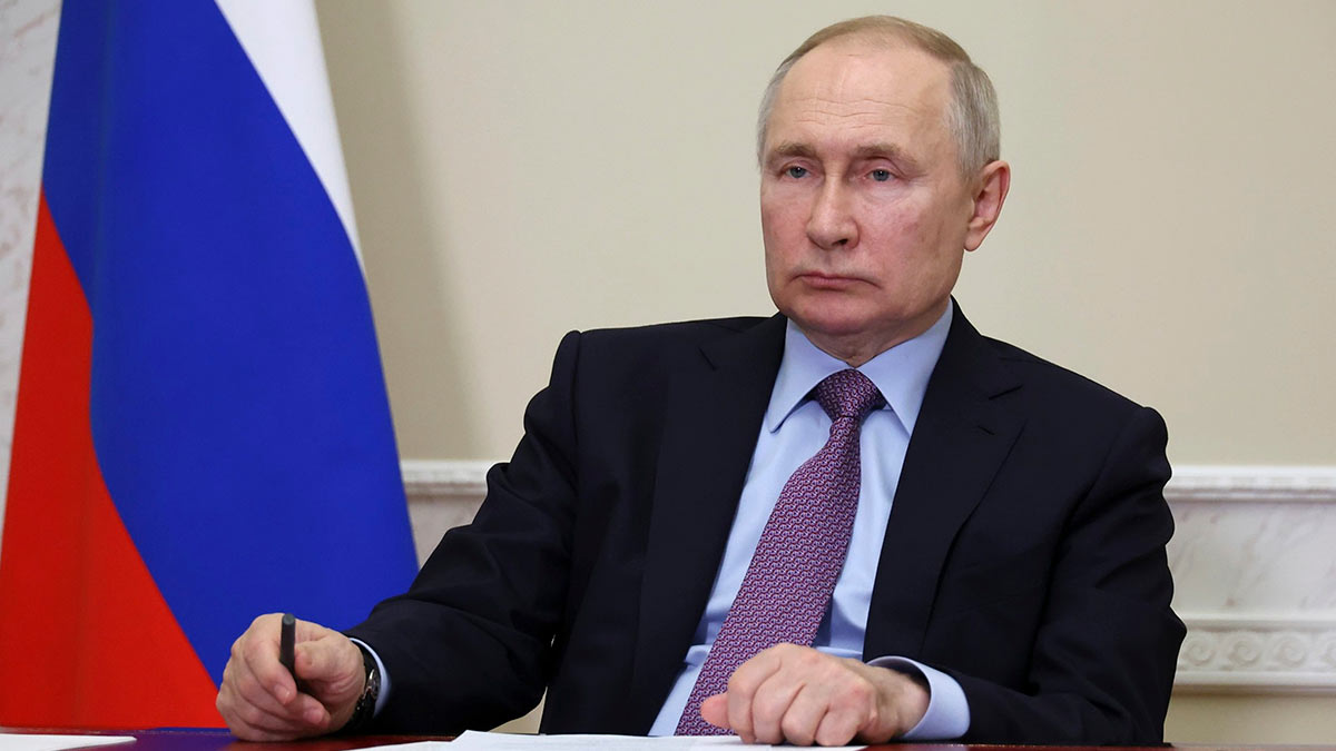 Путин призвал ученых обеспечить технологический суверенитет России