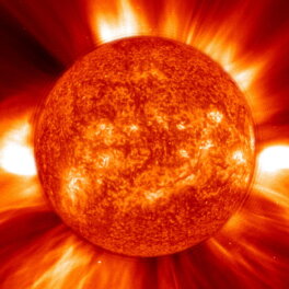 Ученые зафиксировали 10 мощных вспышек на Солнце