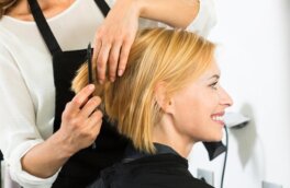 Чтобы выглядеть роскошно: стрижки для женщин за 50