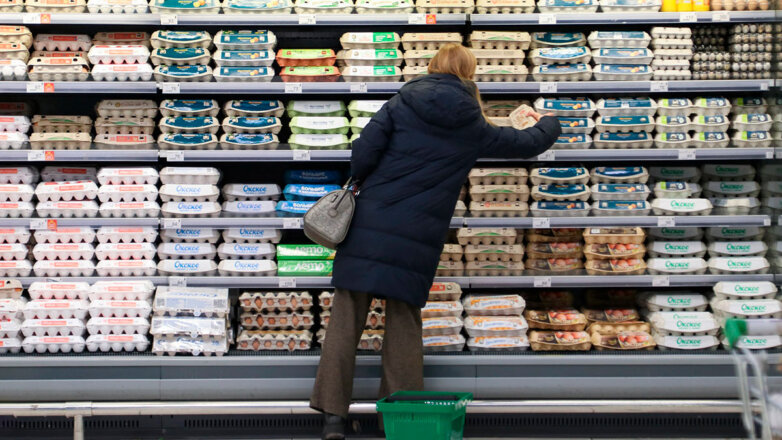 РБК: спрос на потребительские товары в России упал до уровня 2014 года