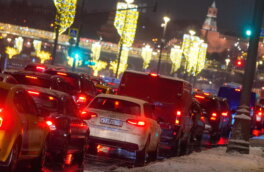 Москва автомобильная почти встала – пробки достигли 9 баллов