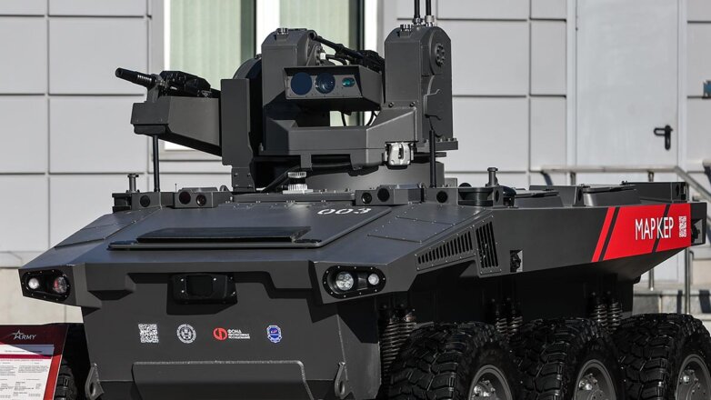 Рогозин сообщил о готовности четырех беспилотных роботов "Маркер" к отправке в Донбасс