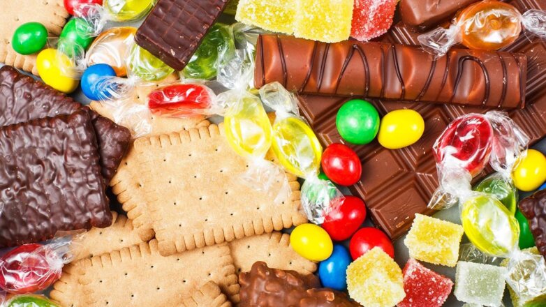 Нутрициолог назвала причины неконтролируемой тяги к сладкому