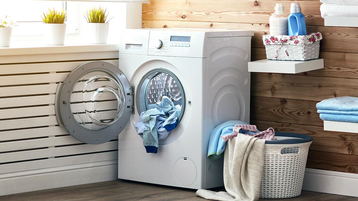Как правильно загружать вещи в стиральную машину: 4 самые частые ошибки