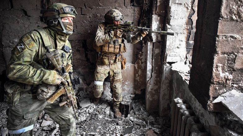 Российские солдаты в боях за Мариуполь