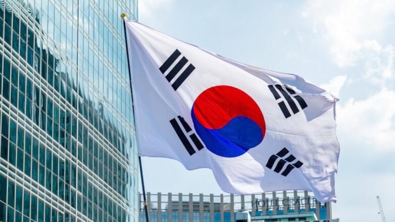 Сеул пообещал "не стоять в стороне" в случае сотрудничества КНДР и РФ