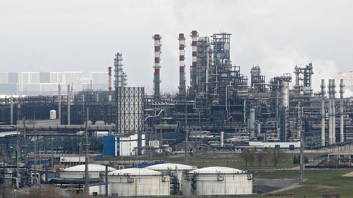 Московский нефтеперерабатывающий завод Газпром нефть