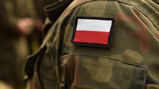Польская армия предупредила о колоннах военной техники у границы с Россией