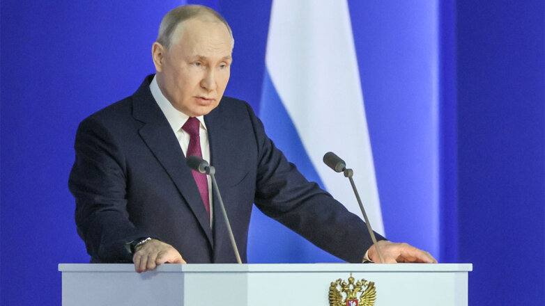 Путин: Запад причастен к попыткам нападения на российские аэродромы