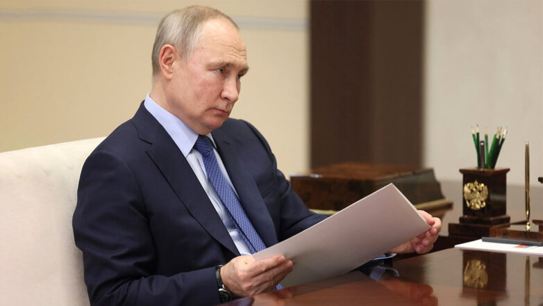 Владимир Путин поручил увеличить размер ипотеки для многодетных семей