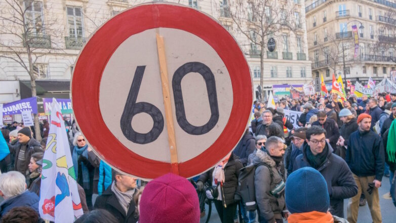 757 тысяч французов вышли с протестами против пенсионной реформы