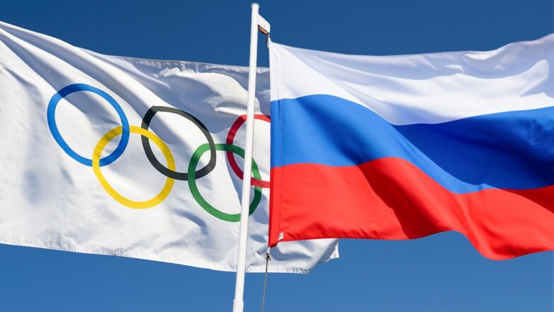 Во Франции заявили, что вопрос допуска атлетов из России к Олимпиаде-2024 решится летом