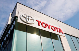 Toyota добилась рекордных продаж в 2025 году, несмотря на пошлины имени Трампа