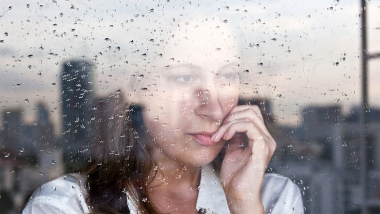 Психолог назвала 5 способов, которые помогут справиться с тревогой