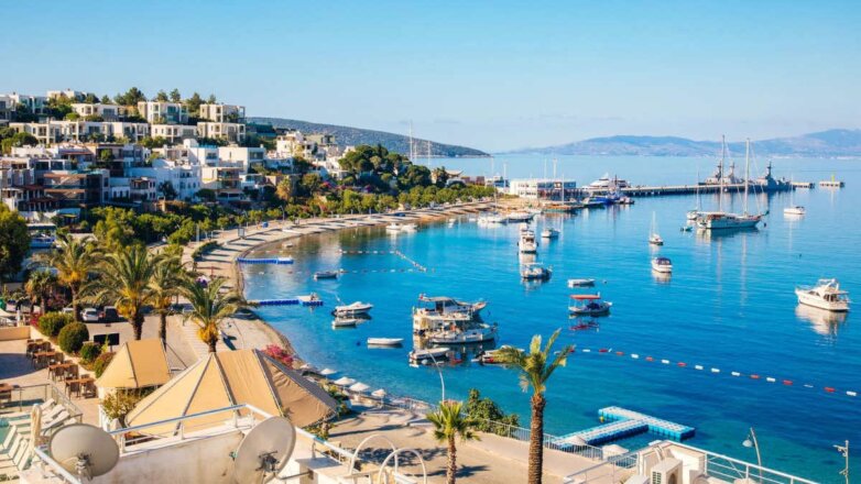 Отпуск-2023: ряд туроператоров снизили цены на отдых в Турции на 15%