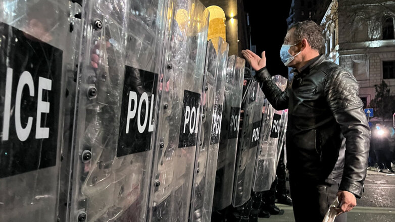 На акции протеста в Грузии задержали 66 человек