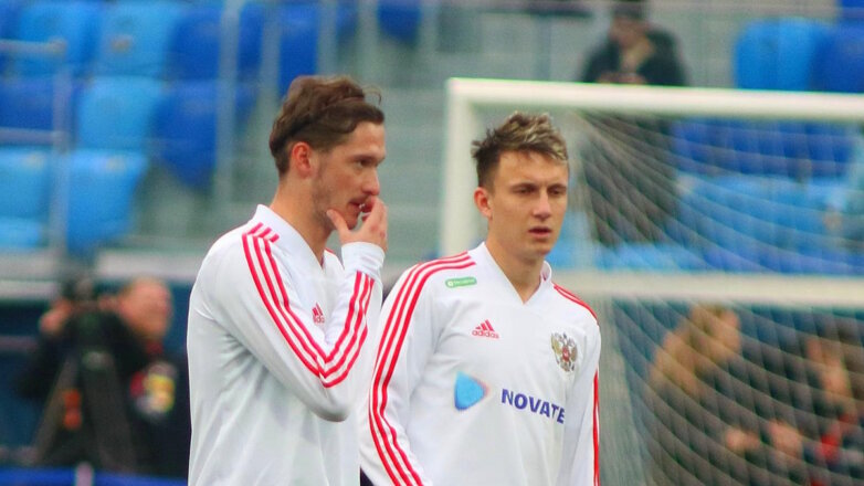 Головин и Миранчук вошли в окончательный состав сборной РФ по футболу на мартовский сбор