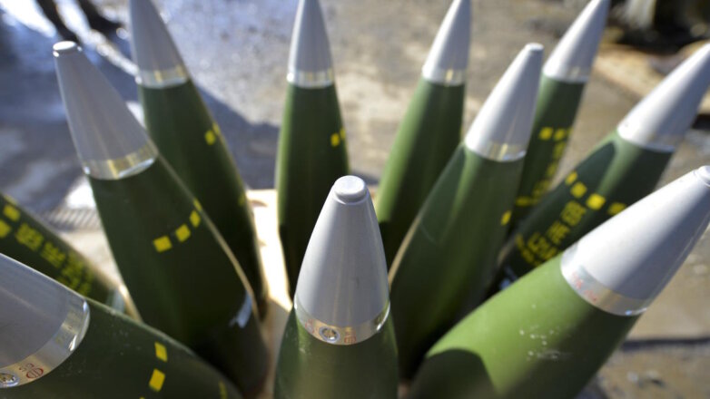 В ЕС заявили о недостатке денег для производства снарядов