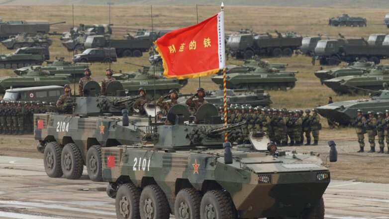 Си Цзиньпин призвал ускорить модернизацию китайской армии