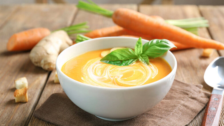 Недорого и вкусно: морковный крем-суп с имбирем