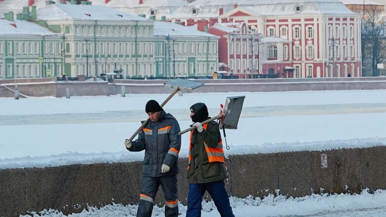 Высота снежного покрова в Санкт-Петербурге 12 марта достигла 32 сантиметров