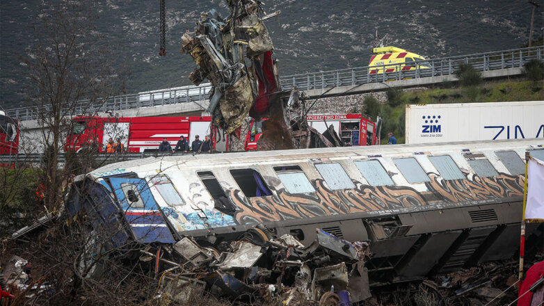 Начальник вокзала греческого города Лариса признал вину в столкновении поездов